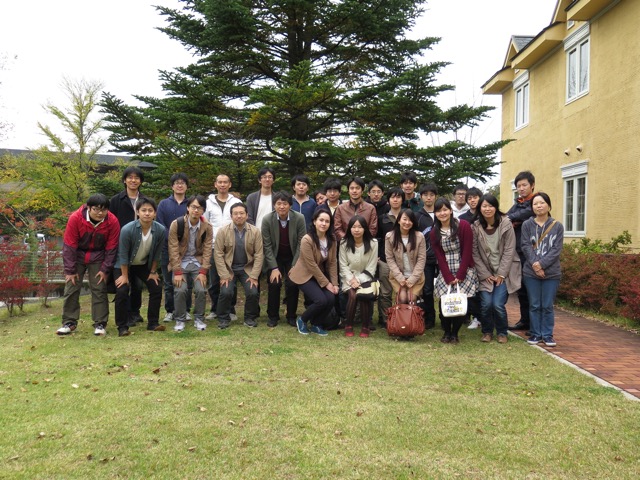 w/ 中尾研-早稲田大学